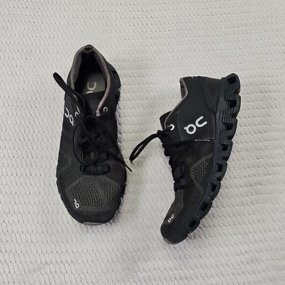 On Running Shoes - On Cloud Sneakers Womens Size 7 Cloud X Black 40-99701